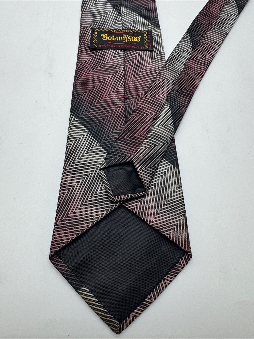Botany 500 Pink & Black Geometric Men's Tie #0083